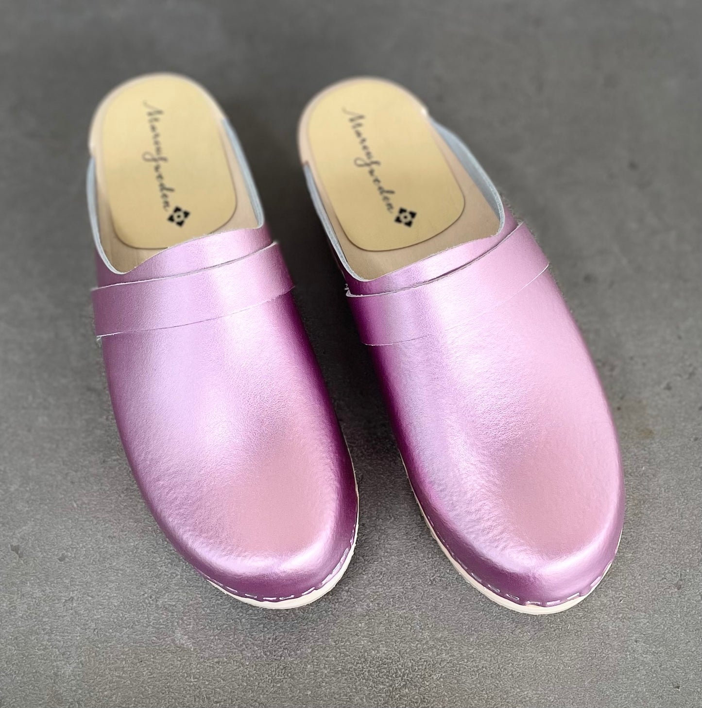 Ingrid, träsko, rosa metallic
