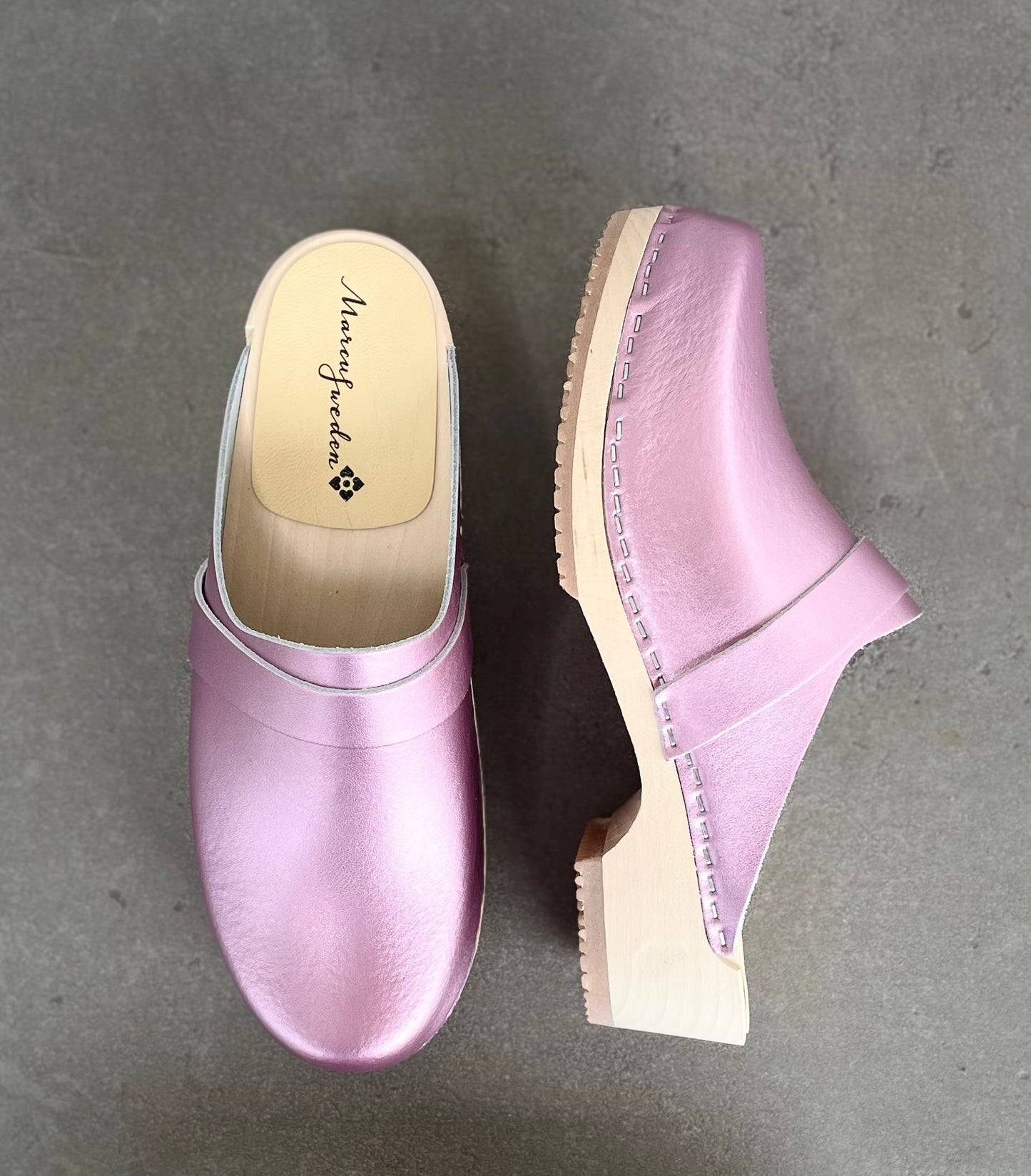 Ingrid, träsko, rosa metallic