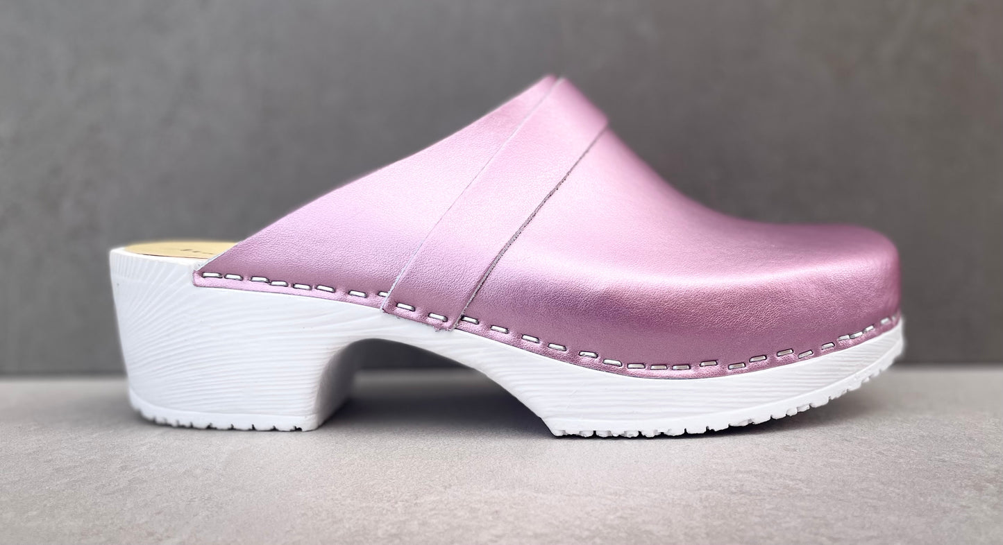 Majken, mjuk träsko, rosa metallic