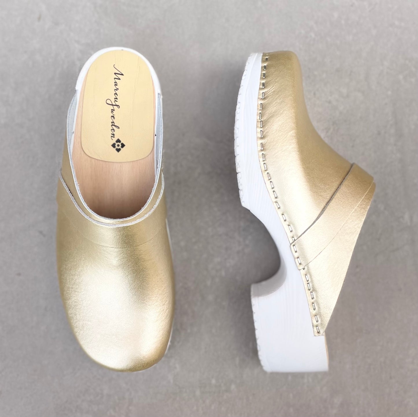Majken, mjuk träsko, guld metallic